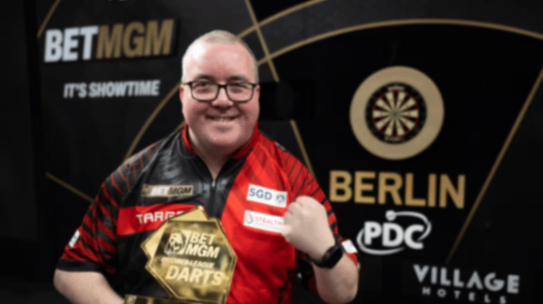 Stephen Bunting vuelve a brillar con una semana inolvidable en el circuito de dardos